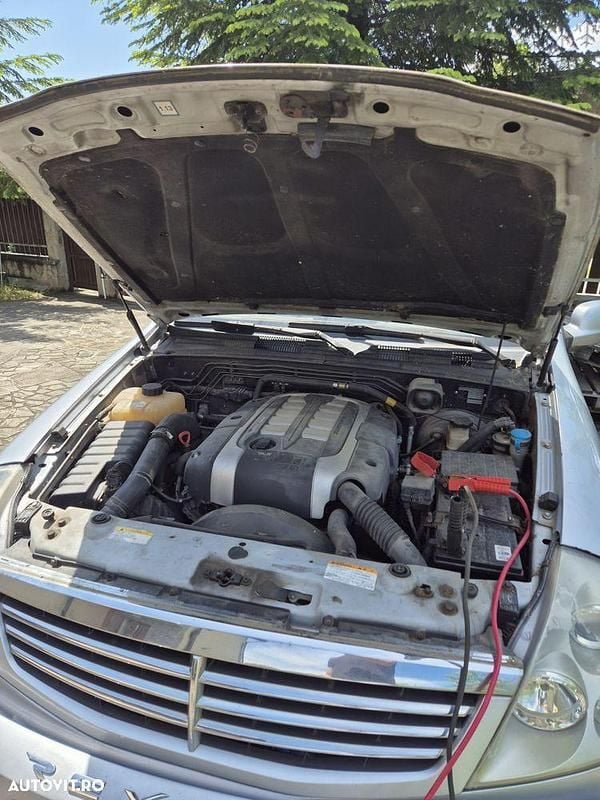 Culoareargint Utilizat 2005 Ssangyong Rexton SUV | 2.300 EUR - Imagine 1/4