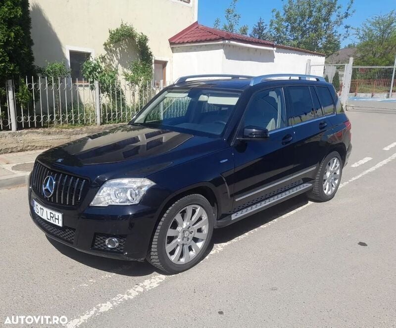 Negru Utilizat 2010 Mercedes GLK250 SUV | 9.300 EUR (Preț bun) - Imagine 1/4
