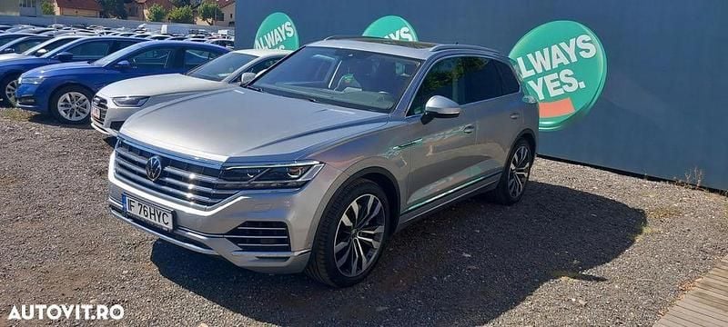 Culoaregri Utilizat 2020 VW Touareg Elegance SUV | 39.650 EUR (Super Preț) - Imagine 1/4