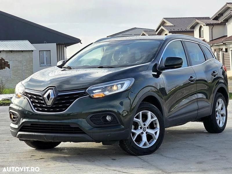 Culoareverde Utilizat 2019 Renault Kadjar Zen SUV | 16.000 EUR (Preț OK) - Imagine 1/4