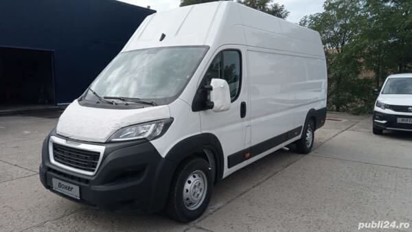 Alb Utilizat 2023 Peugeot Boxer Van | 27.950 EUR (Scump) - Imagine 1/4