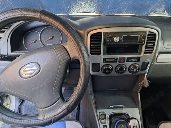 Second-hand Suzuki Grand Vitara 105 CP (77 kW) 2004 SUV