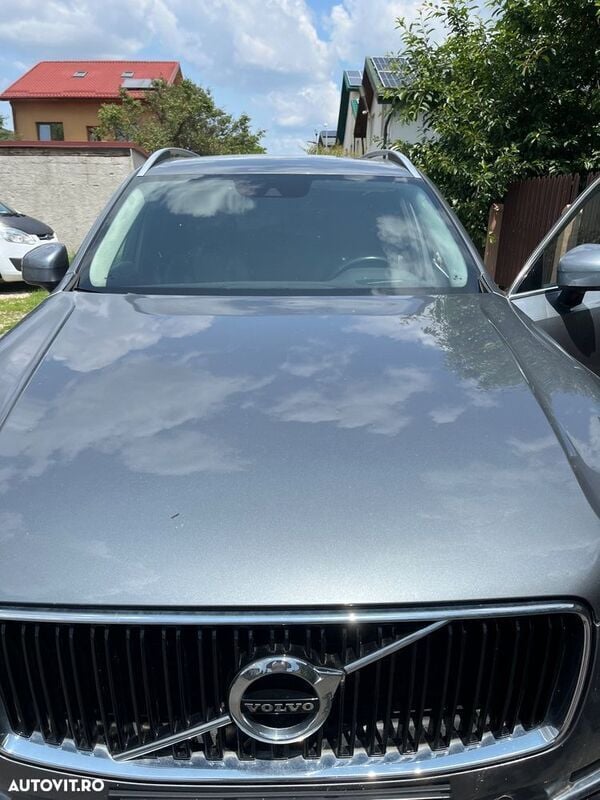 Argint Utilizat 2017 Volvo XC90 Momentum SUV | 19.500 EUR (Super Preț) - Imagine 1/4