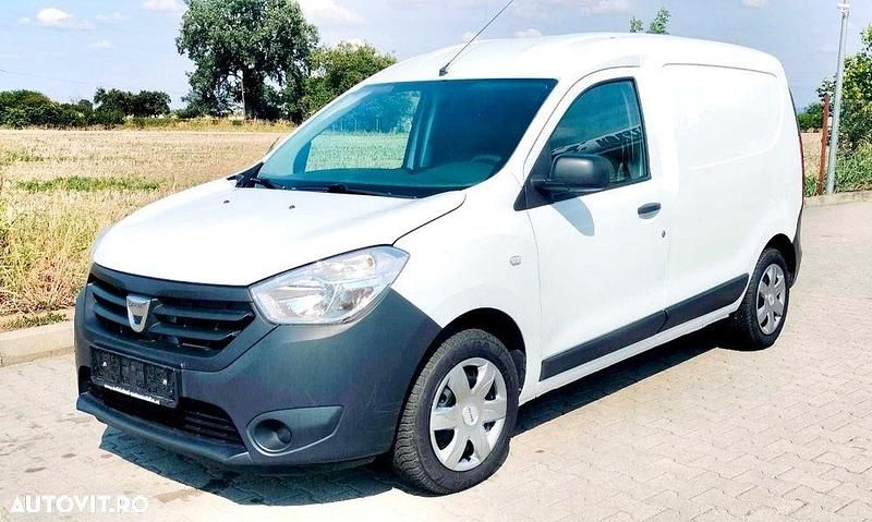 Culoarealb Utilizat 2015 Dacia Dokker Comfort Van | 4.250 EUR (Super Preț) - Imagine 1/4