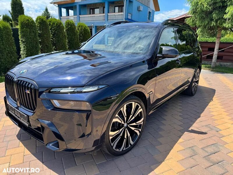 Negru Utilizat 2023 BMW X7 M Sport SUV | 109.750 EUR (Preț bun) - Imagine 1/4