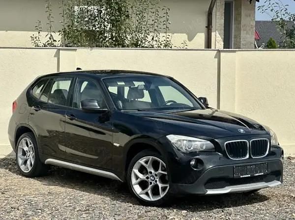 Negru Utilizat 2012 BMW X1 SUV | 7.990 EUR (Super Preț) - Imagine 1/4