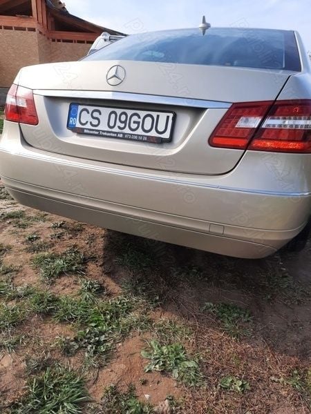 Second-hand Mercedes 220 180 CP (132 kW) 2011 Berlinǎ