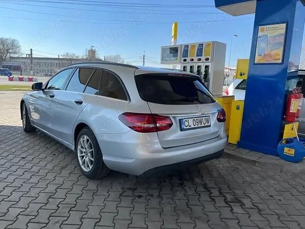 Second-hand Mercedes C220 194 CP (142 kW) 2018 Argintiu Break