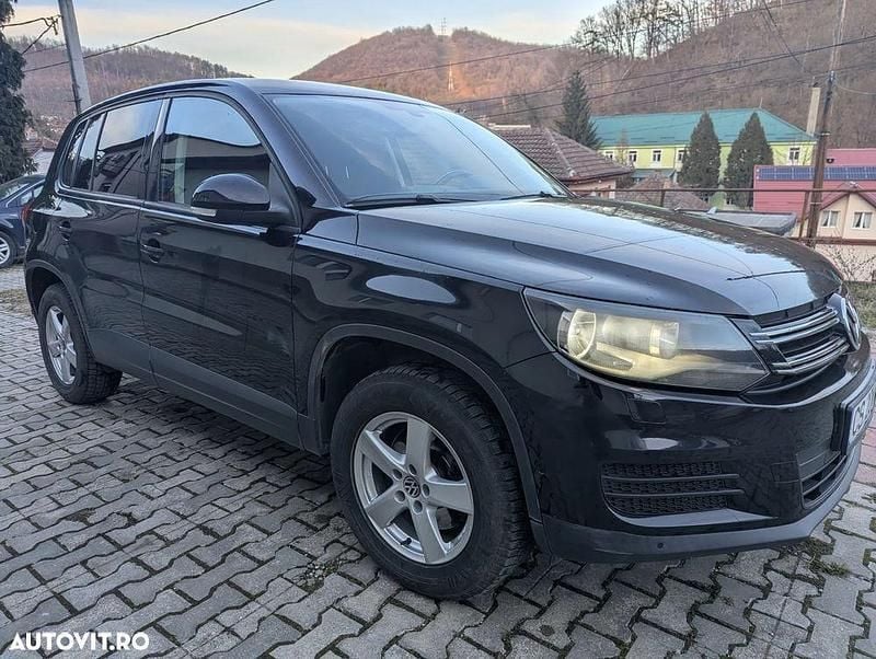 Second-hand VW Tiguan Trendline 110 CP (80 kW) 2012 Culoarenegru SUV
