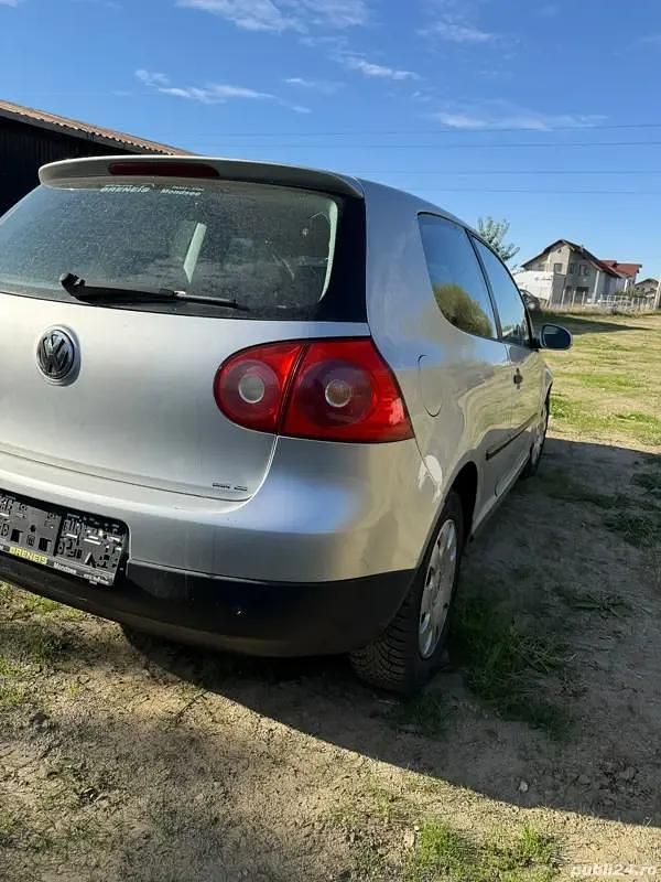 Second-hand VW Golf 90 CP (66 kW) 2005 Coupe