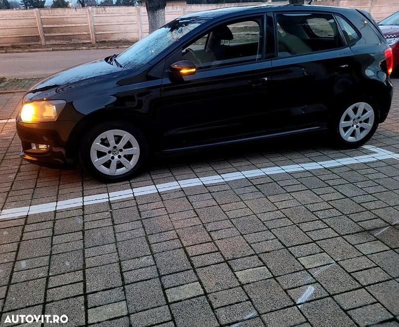 Negru Utilizat 2011 VW Polo | 3.500 EUR (Preț bun) - Imagine 1/4
