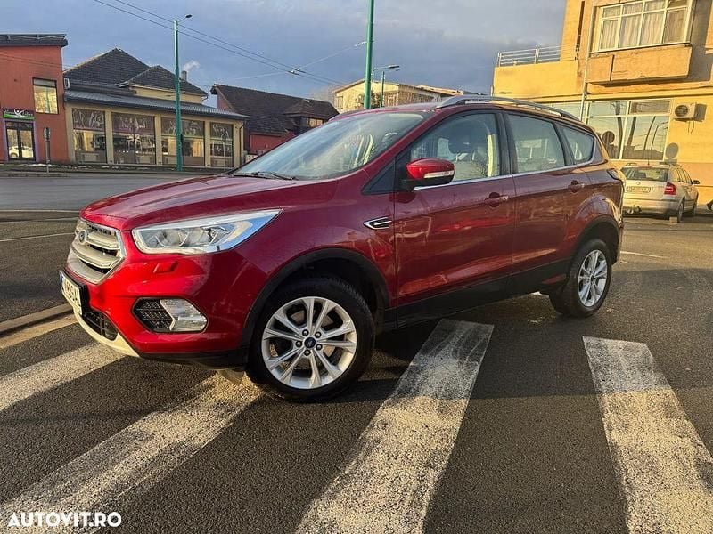 Second-hand Ford Kuga 150 CP (110 kW) 2019 Culoarerosu SUV
