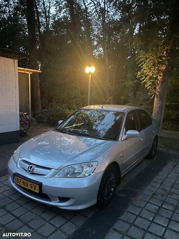 Culoaregri Utilizat 2004 Honda Civic Hybrid Berlinǎ | 3.499 EUR - Imagine 1/4