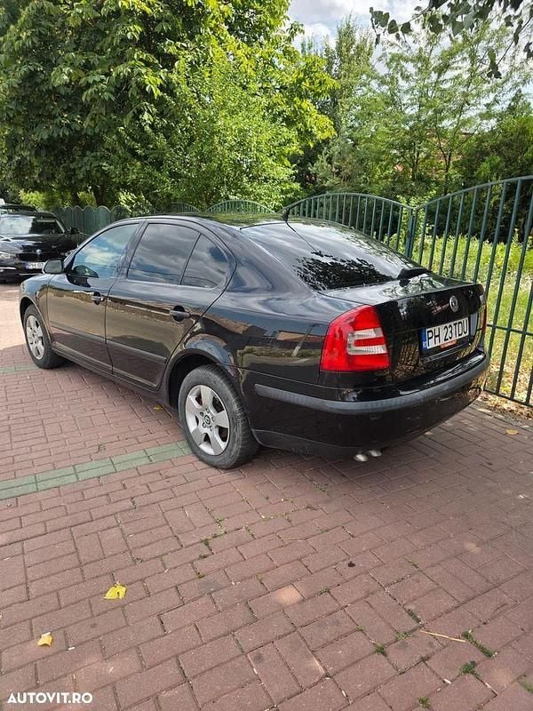 Second-hand Skoda Octavia Elegance 140 CP (102 kW) 2007 Culoarenegru Berlinǎ