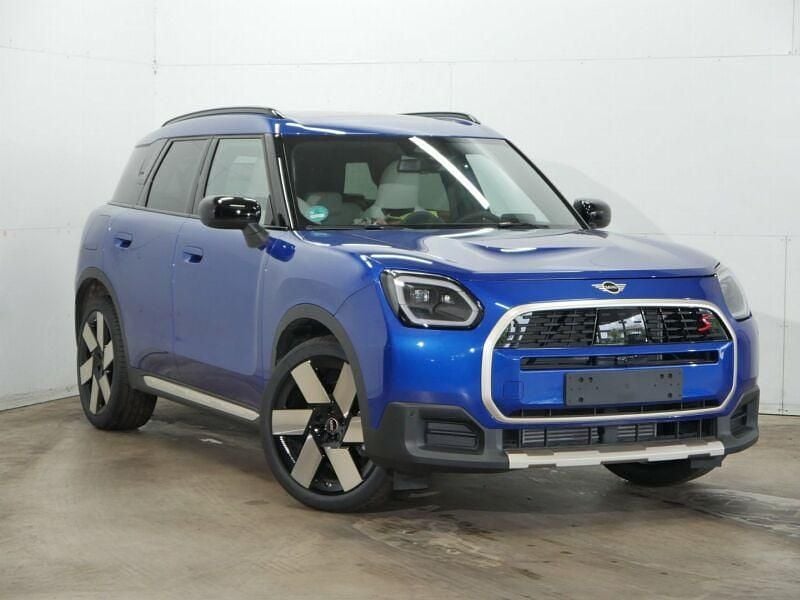 Utilizat 2024 Mini Countryman Favoured SUV | 43.021 EUR - Imagine 1/1