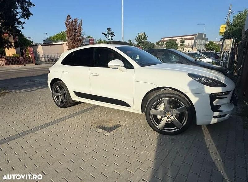 Alb Utilizat 2015 Porsche Macan SUV | 29.000 EUR (Puțin scump) - Imagine 1/4