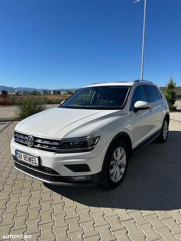 Culoarealb Utilizat 2017 VW Tiguan Highline SUV | 19.300 EUR (Preț OK) - Imagine 1/4