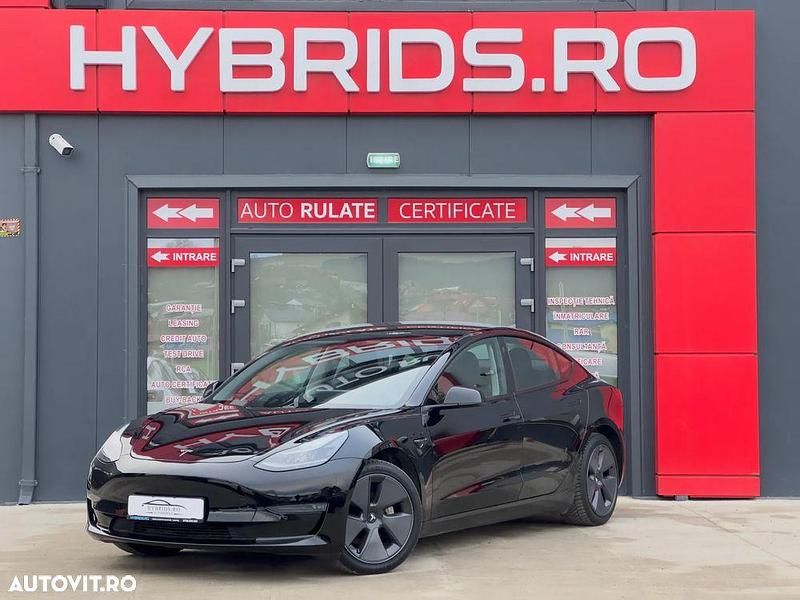 Second-hand Tesla Model 3 365 kW (497 CP) 2021 Culoarenegru Berlinǎ