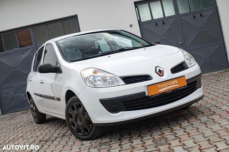 Culoarealb Utilizat 2009 Renault Clio II Extreme | 1.999 EUR (Puțin scump) - Imagine 1/4