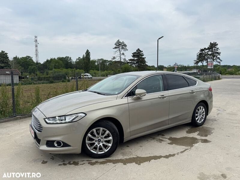 Alte culori Utilizat 2017 Ford Mondeo Titanium Berlinǎ | 9.350 EUR (Preț OK) - Imagine 1/4