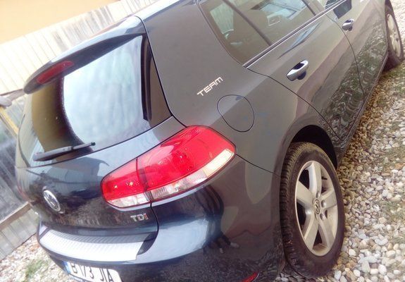 Second-hand VW Golf VI 105 CP (77 kW) 2011 Albastru Hatchback