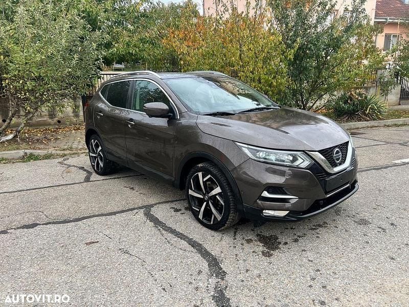 Culoaremaro Utilizat 2020 Nissan Qashqai Tekna+ SUV | 15.500 EUR (Preț bun) - Imagine 1/4