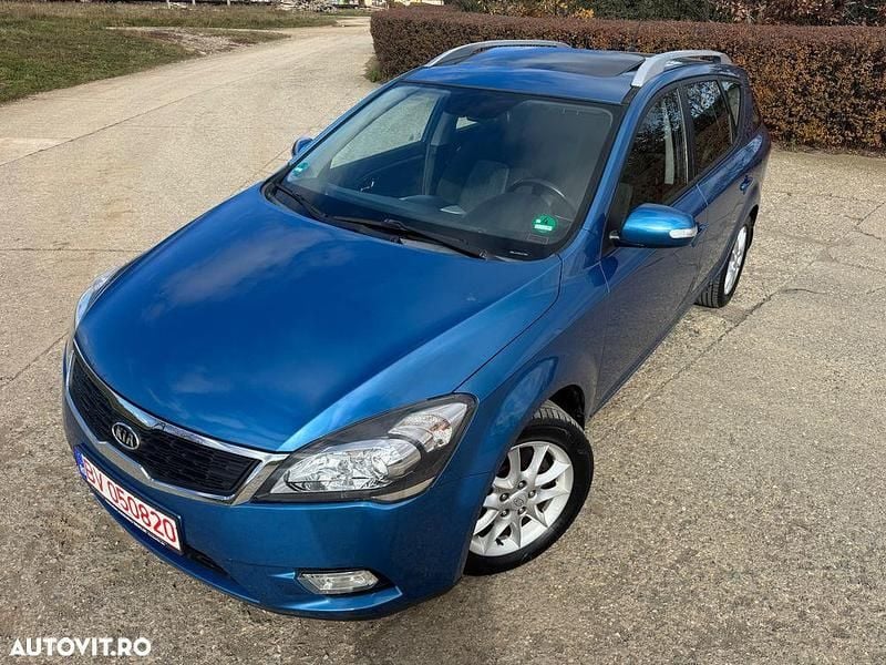Culoarealbastru Utilizat 2010 Kia Ceed Style Break | 4.350 EUR (Puțin scump) - Imagine 1/4