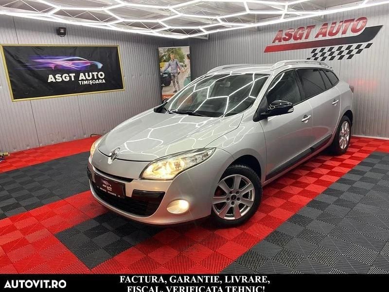 Culoareargint Utilizat 2011 Renault Mégane GrandTour Break | 3.999 EUR (Preț OK) - Imagine 1/4