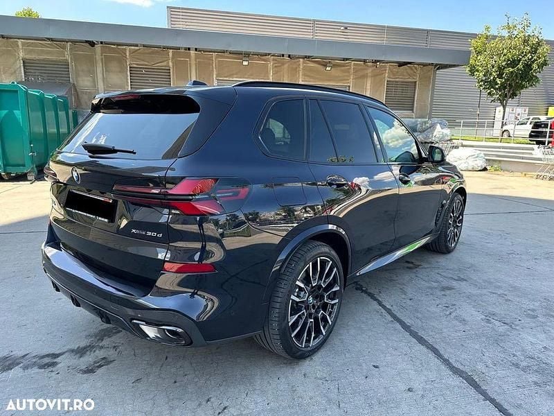 Second-hand BMW X5 Comfort Edition 298 CP (219 kW) 2024 Culoarenegru SUV