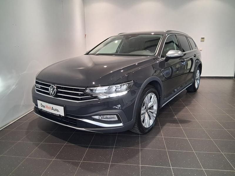 Second-hand VW Passat Alltrack 200 CP (147 kW) 2021 Gri mediu  normal Break