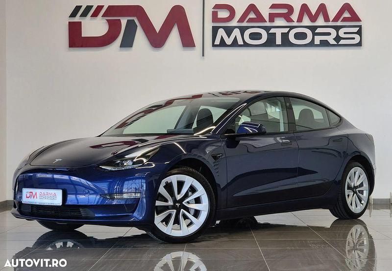 Culoarealbastru Utilizat 2021 Tesla Model 3 Berlinǎ | 27.990 EUR (Preț OK) - Imagine 1/4
