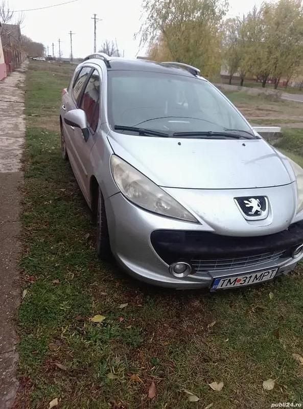 Utilizat 2007 Peugeot 207 Hatchback | 1.700 EUR - Imagine 1/4