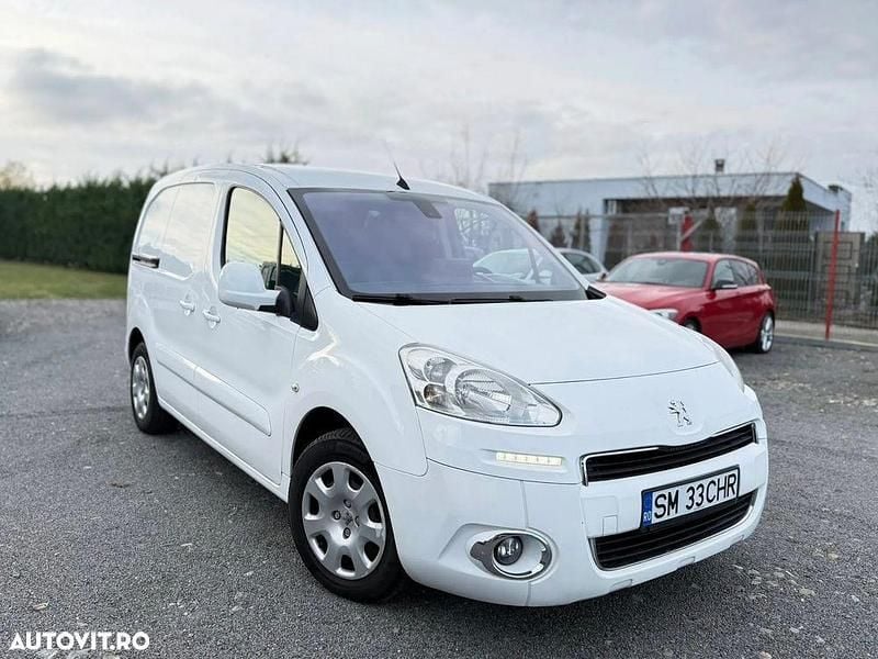 Culoarealb Utilizat 2015 Peugeot Partner Monovolum | 6.900 EUR - Imagine 1/4