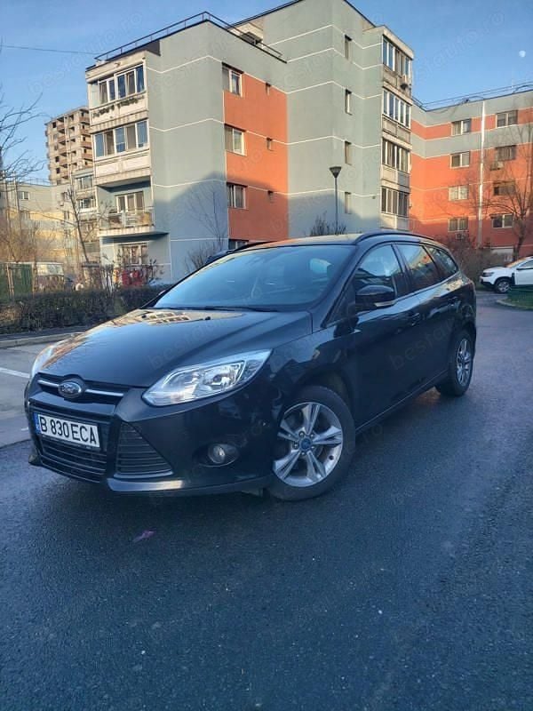 Negru Utilizat 2014 Ford Focus Titanium Break | 5.999 EUR (Super Preț) - Imagine 1/4