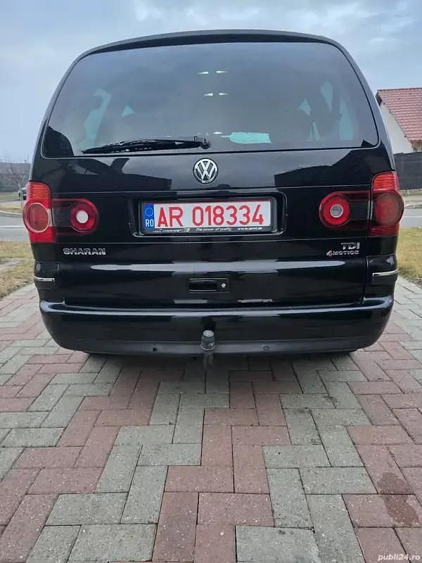 Second-hand VW Sharan 160 CP (117 kW) 2010 Monovolum