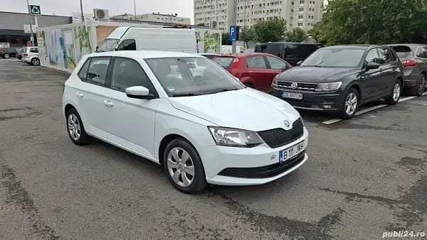 Alb Utilizat 2018 Skoda Fabia Hatchback | 7.100 EUR (Preț bun) - Imagine 1/4