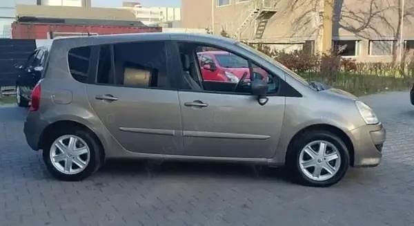 Second-hand Renault Grand Modus 111 CP (81 kW) 2010 Gri Monovolum