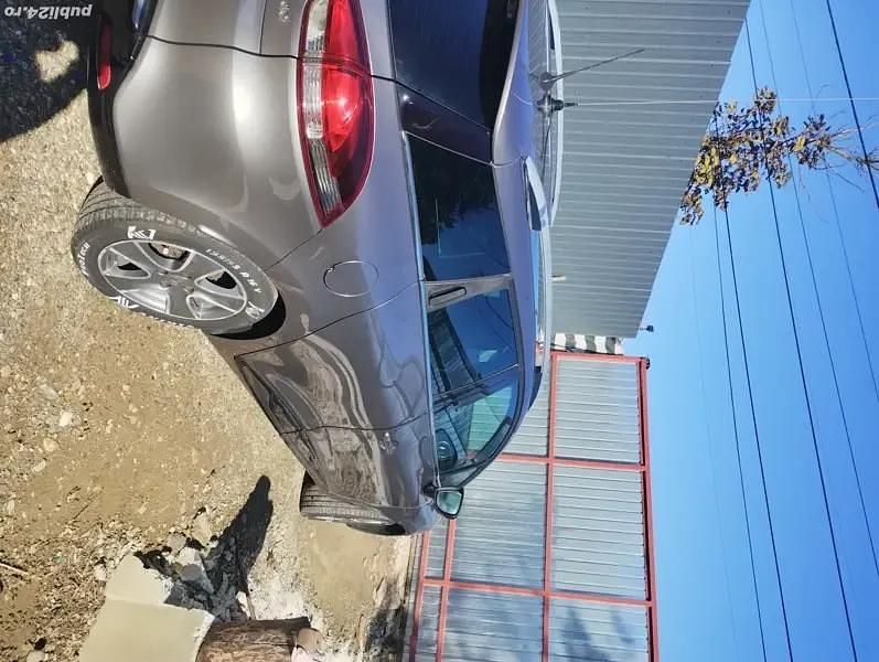 Second-hand Renault Clio IV 90 CP (66 kW) 2015 Hatchback