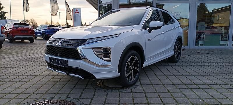 Second-hand Mitsubishi Eclipse Cross Select 188 CP (138 kW) 2023 SUV