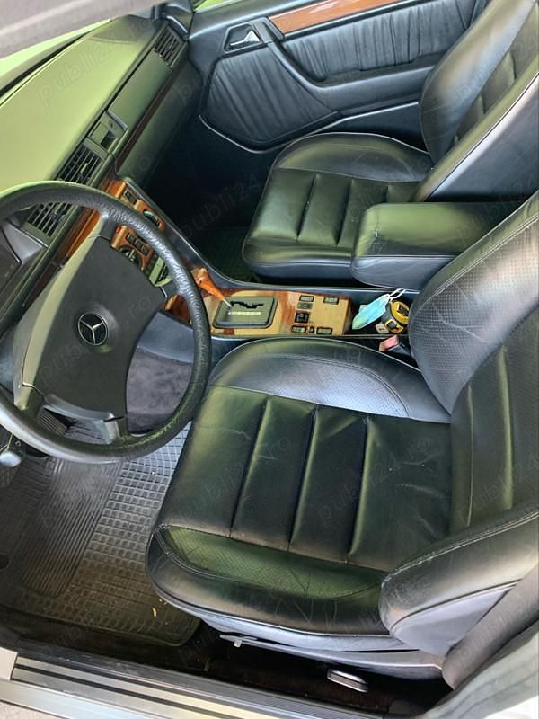 Second-hand Mercedes 300 147 CP (108 kW) 1989 Alb Berlinǎ