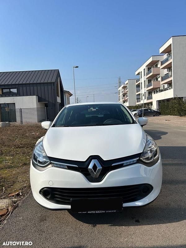 Second-hand Renault Clio IV 90 CP (66 kW) 2016 Culoarealb