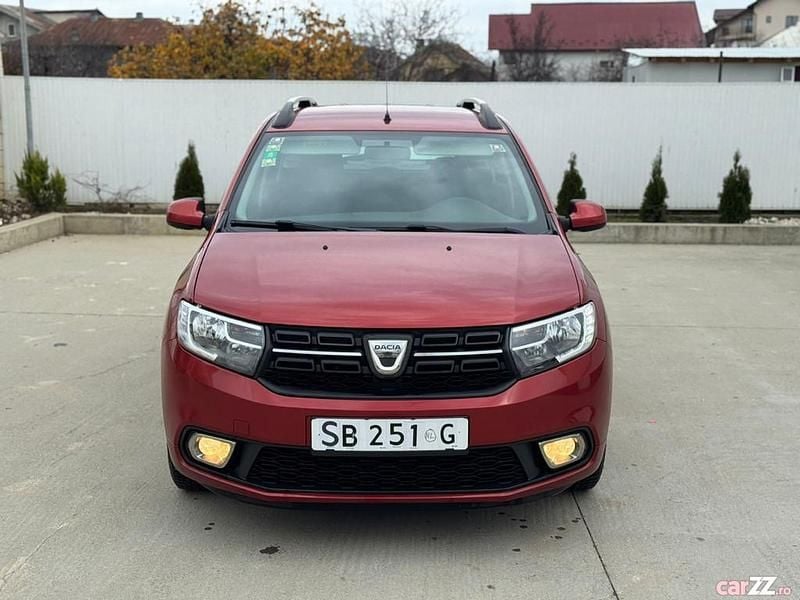 Roșu Utilizat 2018 Dacia Logan MCV Break | 5.790 EUR (Preț bun) - Imagine 1/4