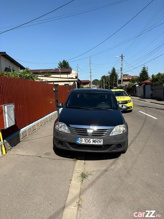 Albastru Utilizat 2008 Dacia Logan Lauréate Berlinǎ | 2.600 EUR (Preț OK) - Imagine 1/4