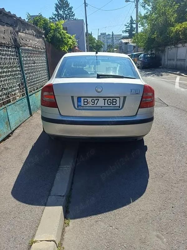 Utilizat 2005 Skoda Octavia Berlinǎ | 1.200 EUR (Preț bun) - Imagine 1/4