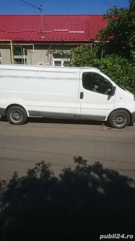 Second-hand Renault Trafic 84 CP (61 kW) 2012 Monovolum