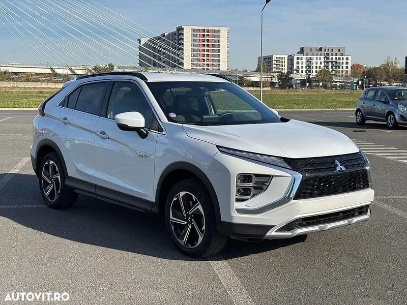 Culoarealb Utilizat 2022 Mitsubishi Eclipse Cross Plus SUV | 17.999 EUR (Preț bun) - Imagine 1/4