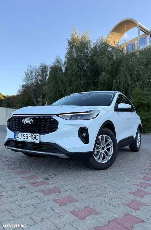 Culoarealb Utilizat 2024 Ford Kuga Titanium SUV | 26.000 EUR (Scump) - Imagine 1/4