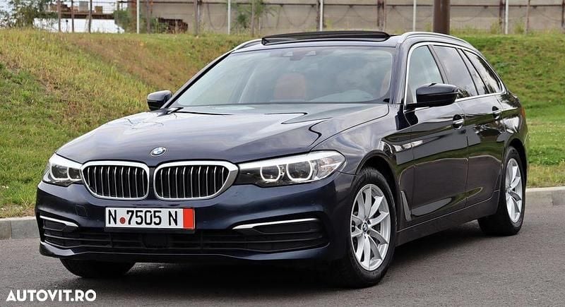Culoarealbastru Utilizat 2018 BMW 520 Luxury Line Break | 16.500 EUR (Super Preț) - Imagine 1/4