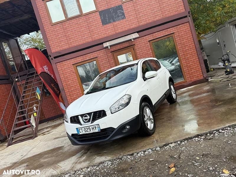Second-hand Nissan Qashqai Tekna 110 CP (80 kW) 2013 Culoarealb SUV
