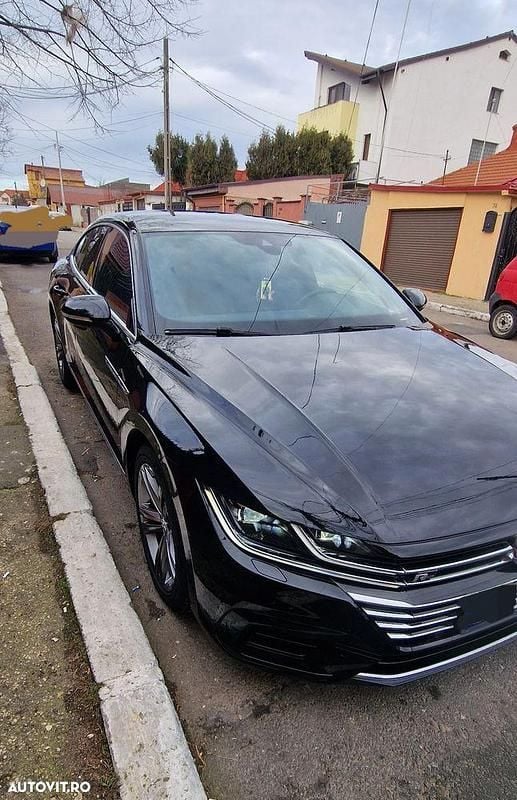 Second-hand VW Arteon R-line 190 CP (139 kW) 2019 Culoarenegru Berlinǎ